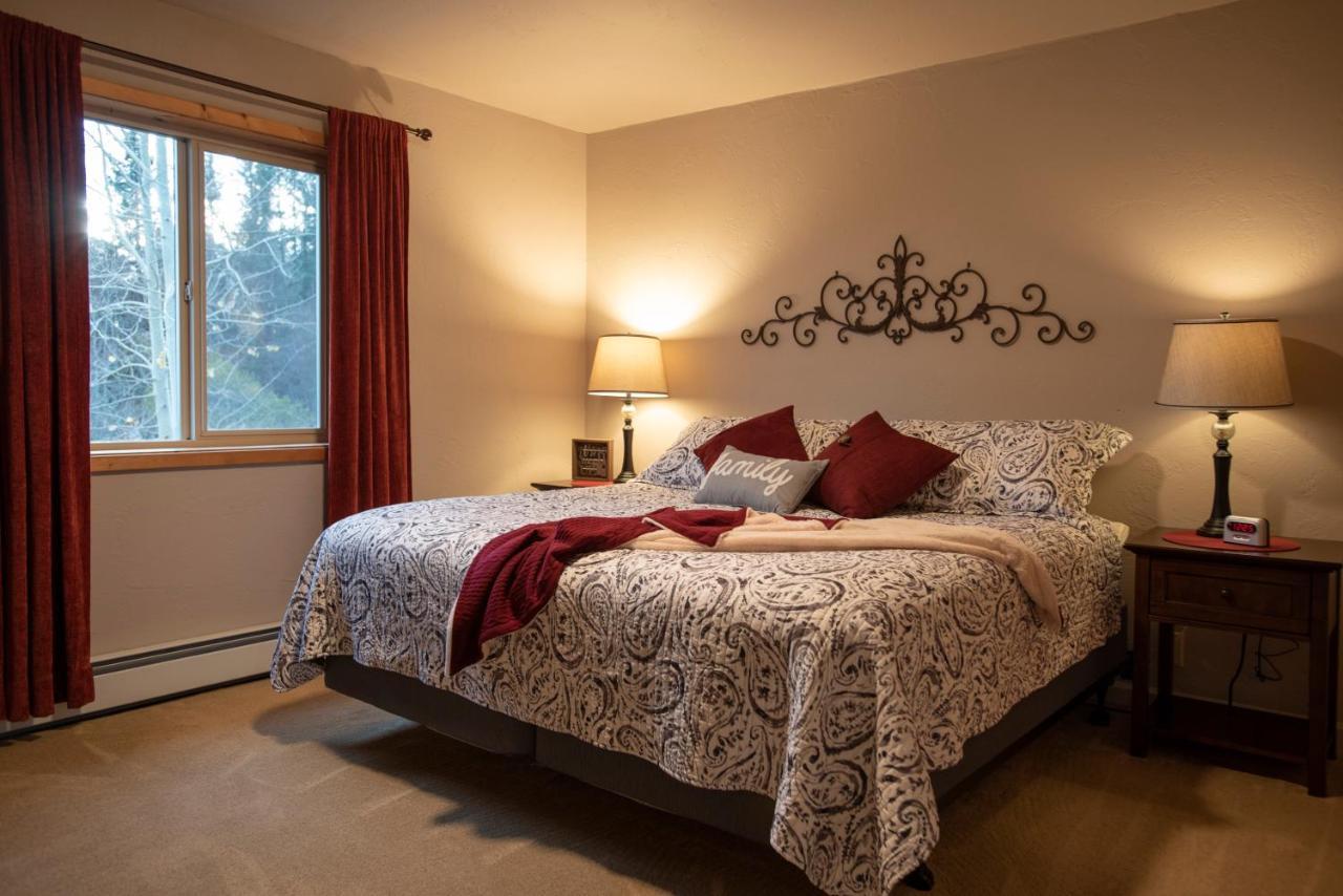 Bear Creek Winery And Lodging Bed & Breakfast Homer Bagian luar foto