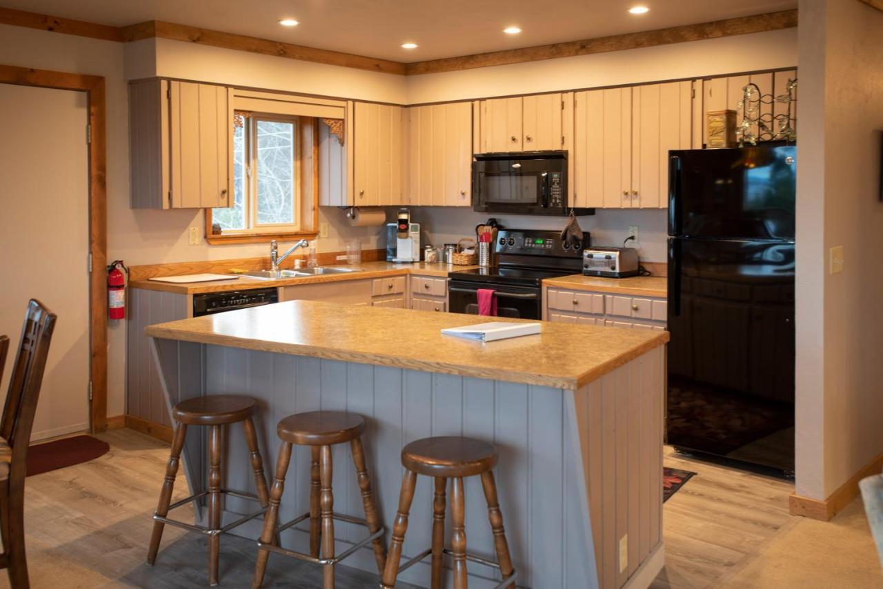 Bear Creek Winery And Lodging Bed & Breakfast Homer Bagian luar foto